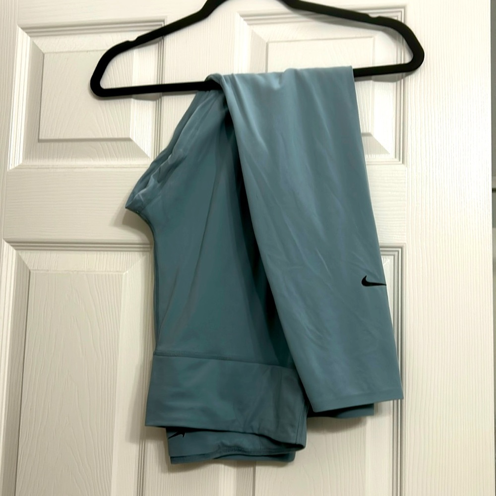 Brand new Nike Leggings XXL- Long